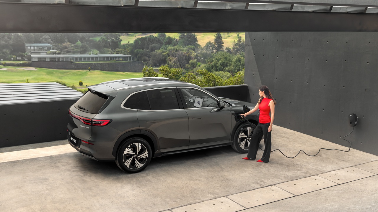 Geely EX5 2026 vista trasera