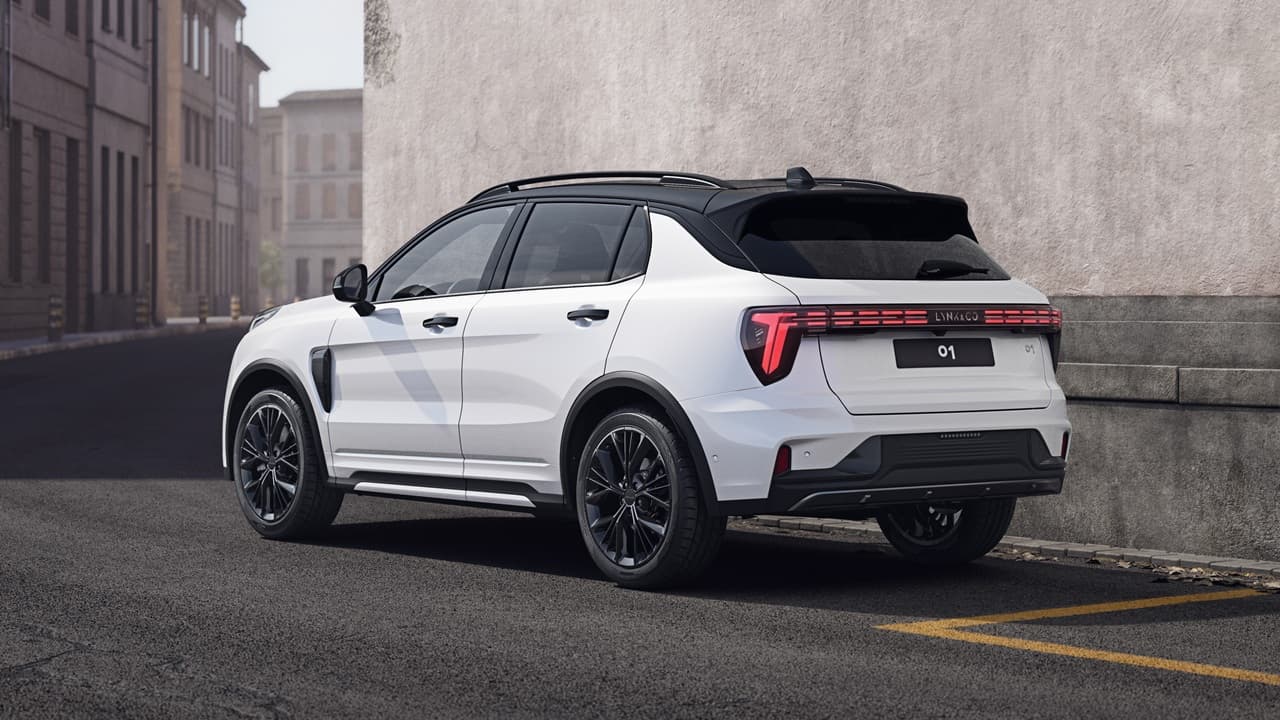 Lynk & Co 01 2026 vista lateral