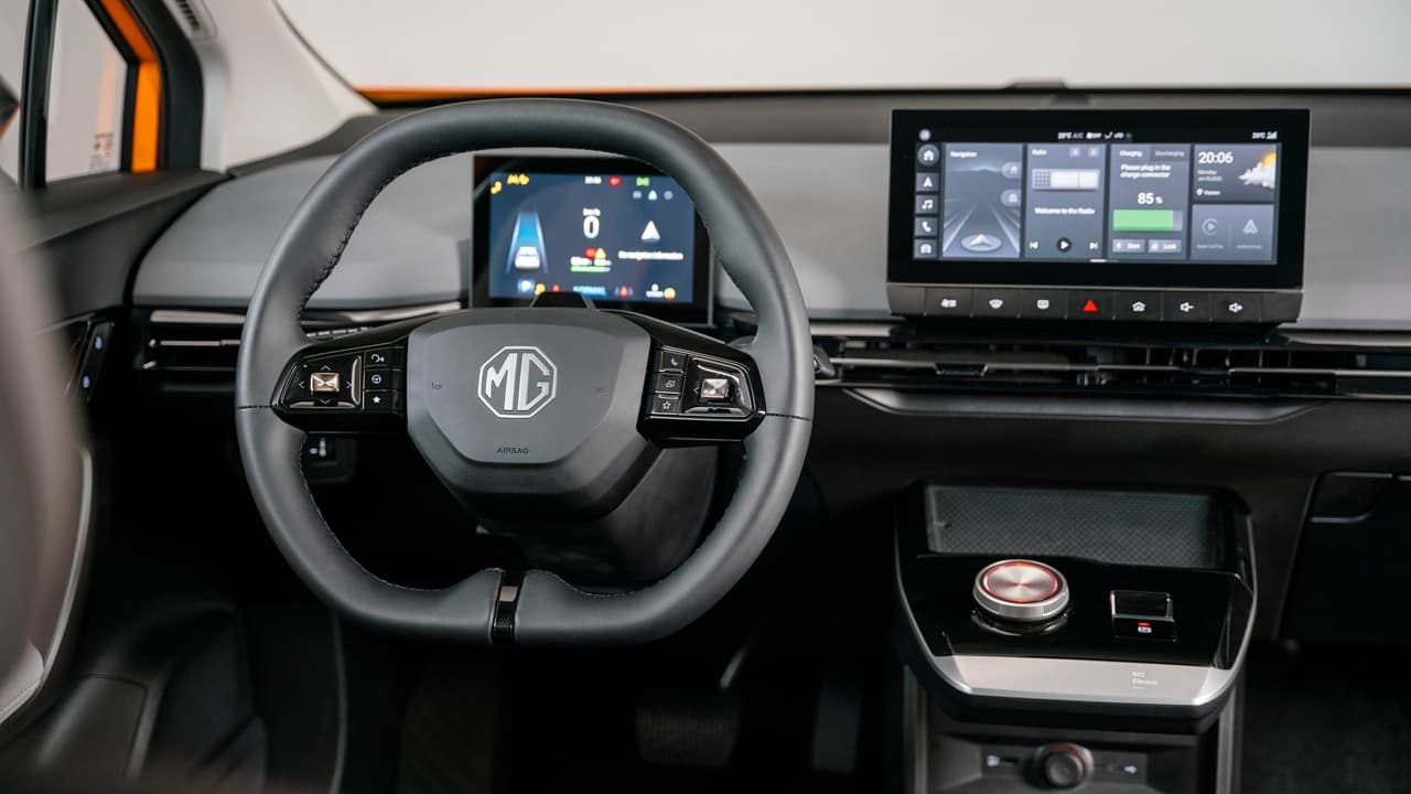 MG MG 4 2025 vista trasera