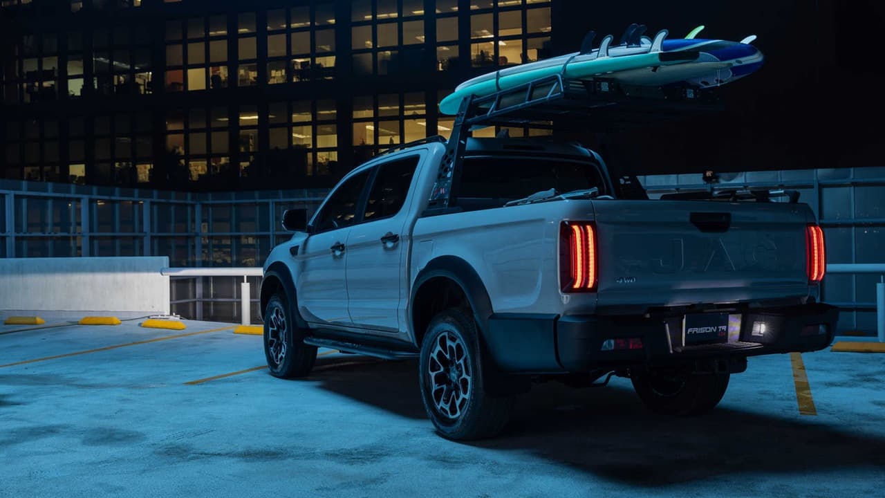 JAC Frison T9 2026 vista trasera