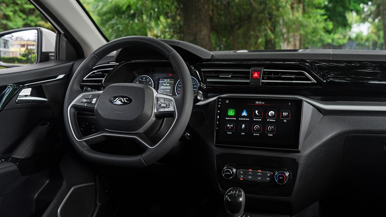 JAC JAC 2 2026 vista trasera