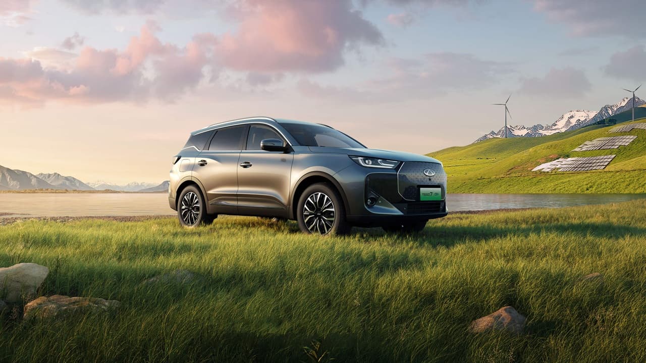 Chirey Tiggo 7 PHEV 2026 vista frontal