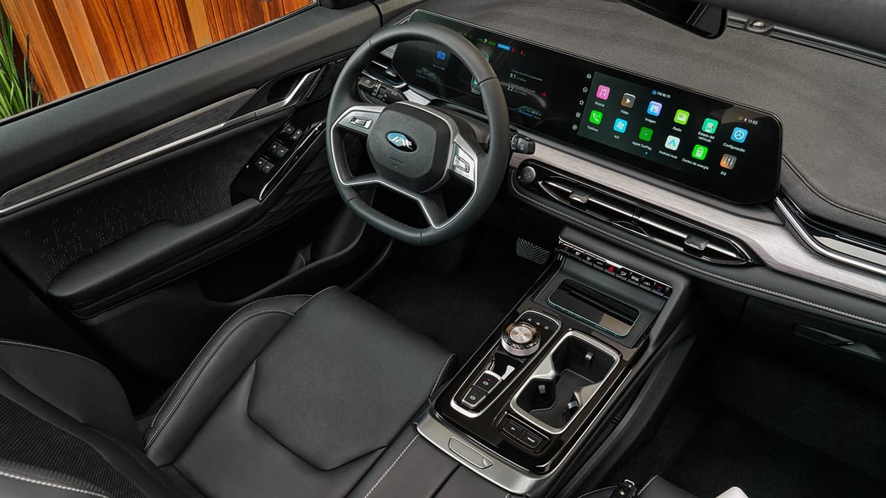 JAC JAC 6 PHEV 2026 vista lateral