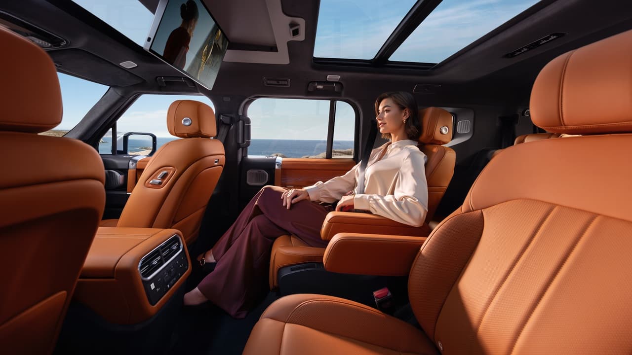 Jetour G700 2026 vista de perfil