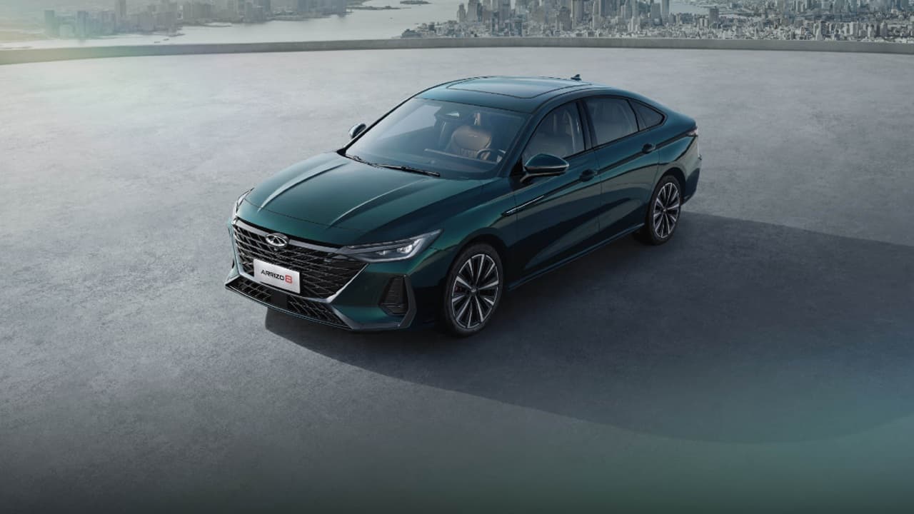 Chirey Arrizo 8 2026 vista lateral