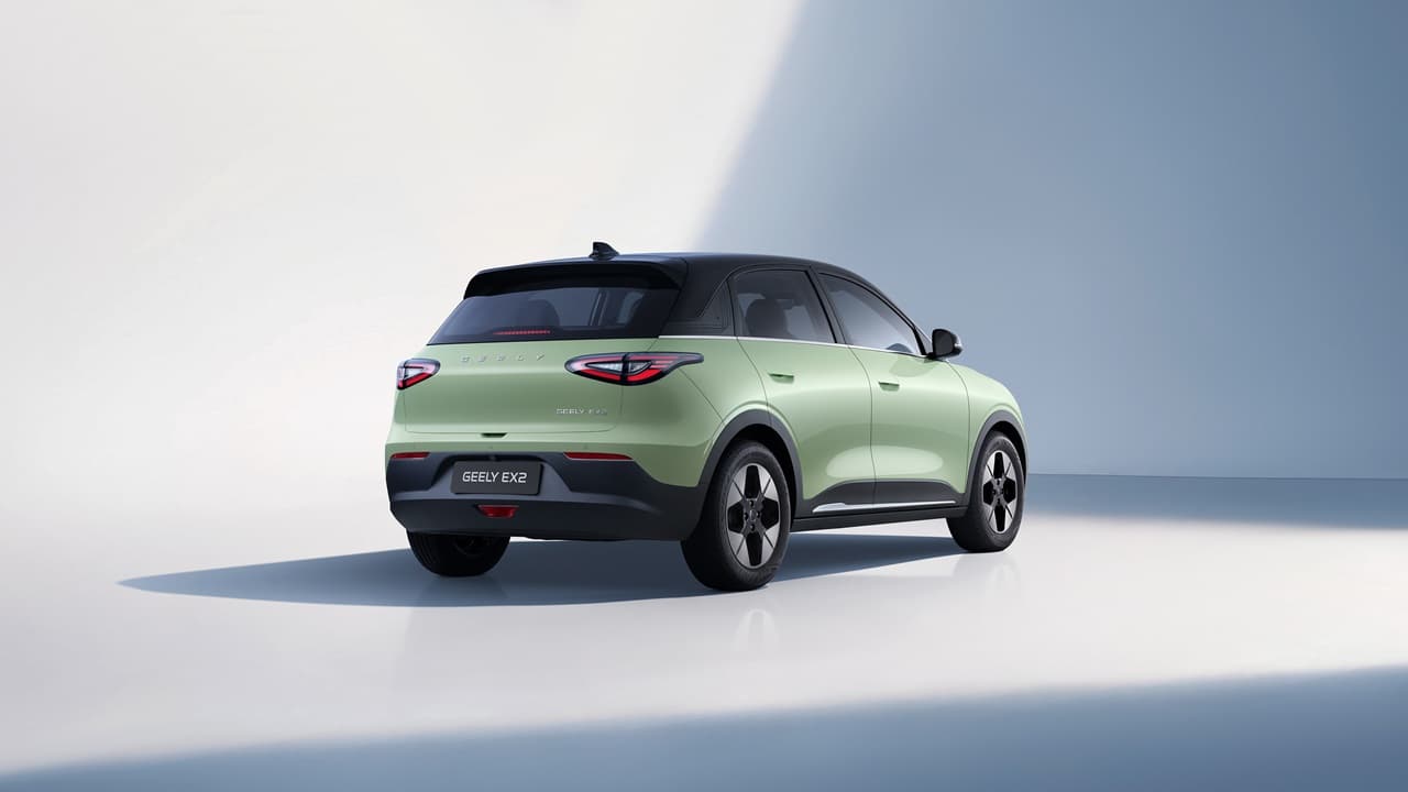 Geely EX2 2026 vista trasera